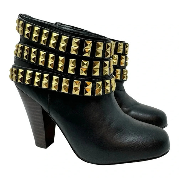 Betsey Johnson Concertt Black Stud Bootie - Picture 1 of 9